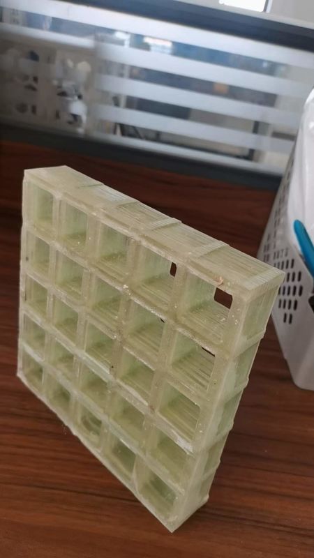 사용자 정의 크기가 다양합니다 산책로 또는 플랫폼을위한 FRP 격자